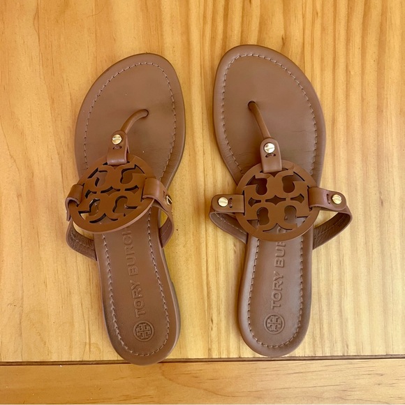 AUTHENTIC TORY BURCH TAN LEATHER MILLER SANDALS - Picture 7 of 15